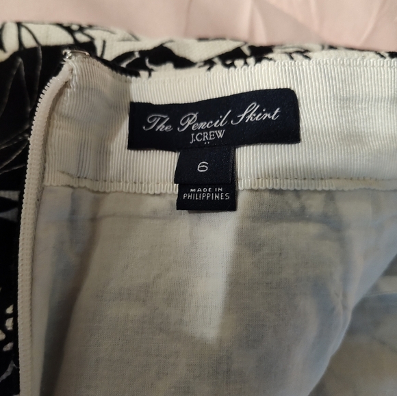 JCrew Tweed Black & Off White Tweed Pencil skirt, 6 - Picture 6 of 7